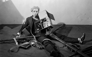'Metro-Goldwyn-Mayer-Pictures',-foto-fija-de-El-Cameraman-(1928)